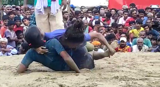 bihar me mahilaon ka dangal 