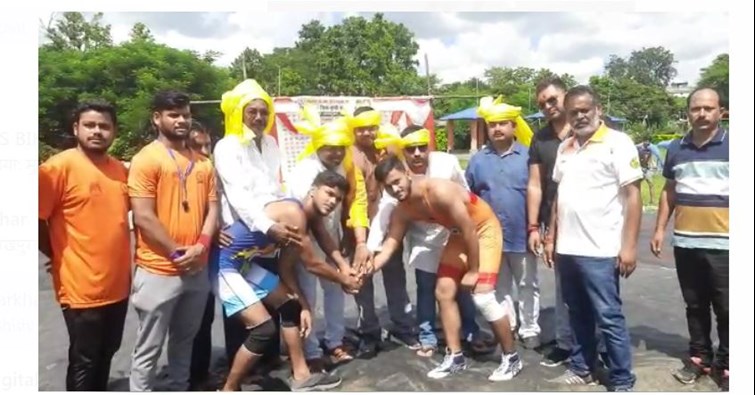 khiladi jilaa team ke liye honge chayanit 