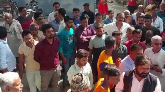 golibari se tharraya siwan 