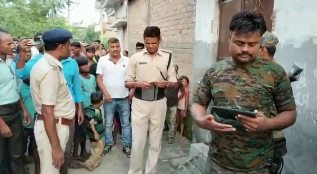 khagaria me yovak ne father aur sister ko maar dala.