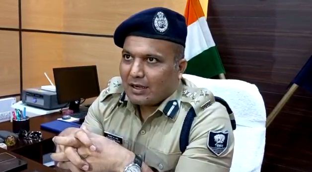 action mode me DIG shivdeep lande 