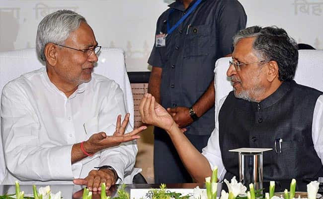 tweets of sunil modi against nitish kumar