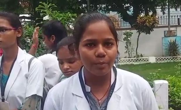 begusaray DM office me narson ka hungama 