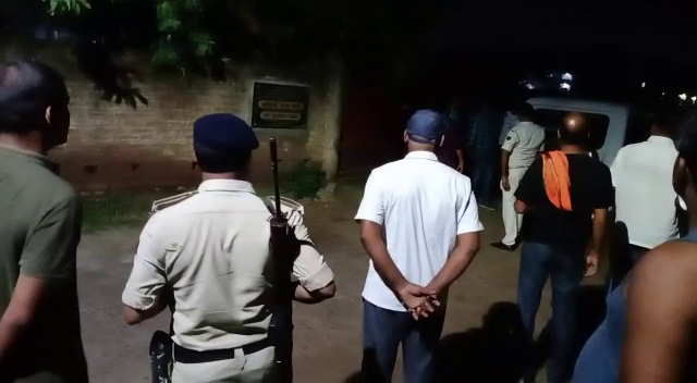 POLICE WALA NIKLA KIDNAPPER