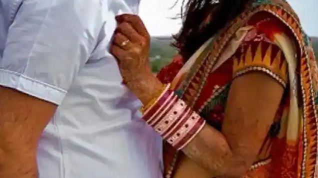 jija se shadi ki jid par padi sali muzaffarpur junction par chala drama 