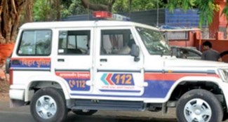 hajipur police ne bike sawar yuwak ko dhuna 