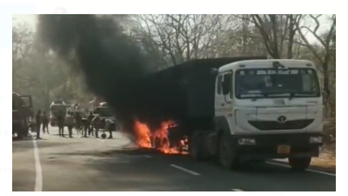 truck mai lagi bhishan aag 