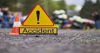 Death in a fierce collision of auto-bike in LATEHAR.