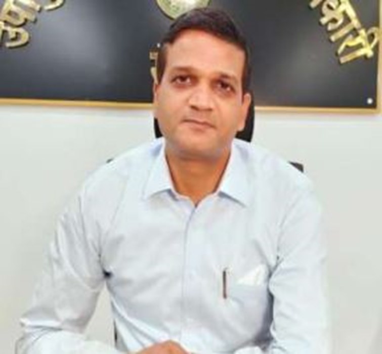 ED's road in Jharkhand Bihar and Bengal at the bases of many officers including former DC