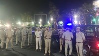 Breaking atik ahmad ki suraksha me tainat 17 police suspended