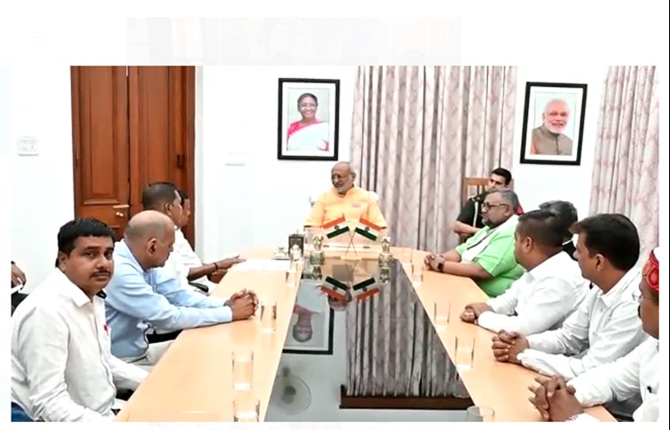 jamshedpur mai huyi ghatne ki  cbi janch karane ki mang 
