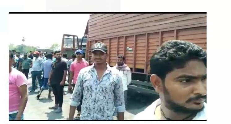 police wahan aur kantener mai sidhi takkar 