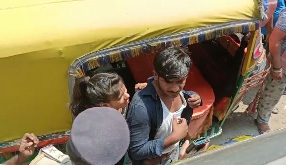 hajipur me rangreliyan manate pakde gye jeeja sali 