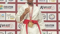 rajmistris daughter juhi won many gold in india open international karate championship