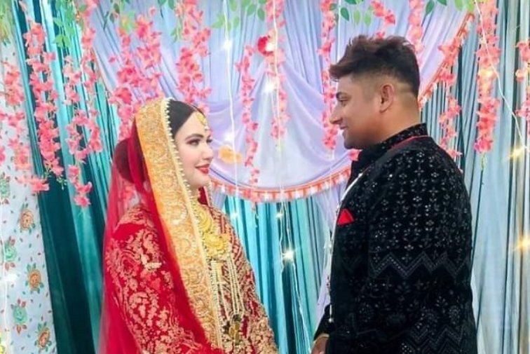 indian cricketer sarfaraj khan ne kashmiri ladki se rachai shadi video viral 