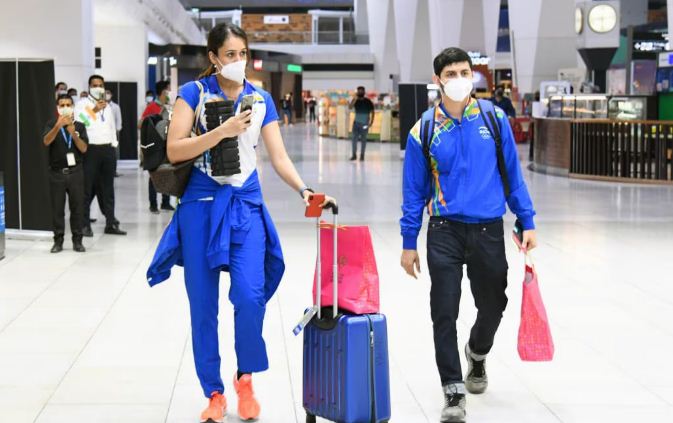 tennis khiladi pareshan to ministry bechain 