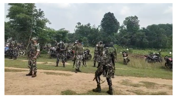 police-naxali muthbher maamla 