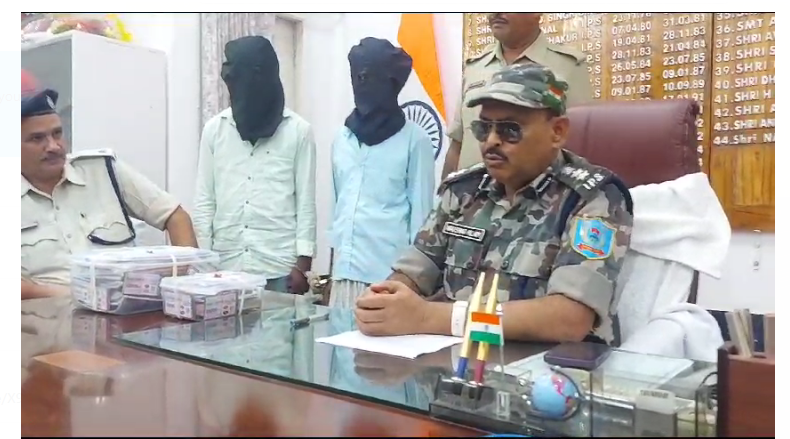 awaidh lautari kaarobar ke virudh karrawai 