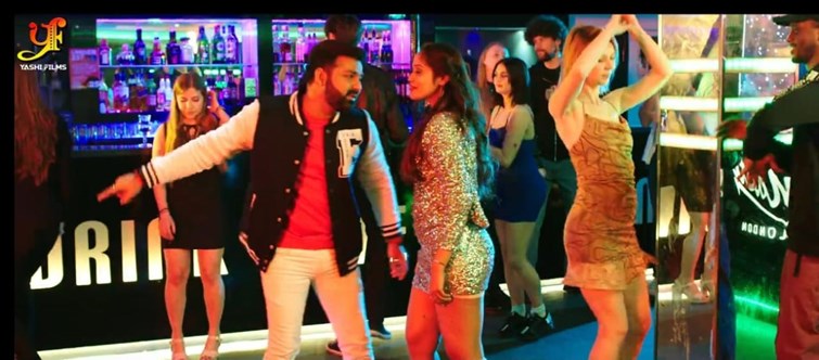 pawan singh ke bhojpuri song sun meri lollypop ne machaya dhamal, reliese ke sath hi song viral 