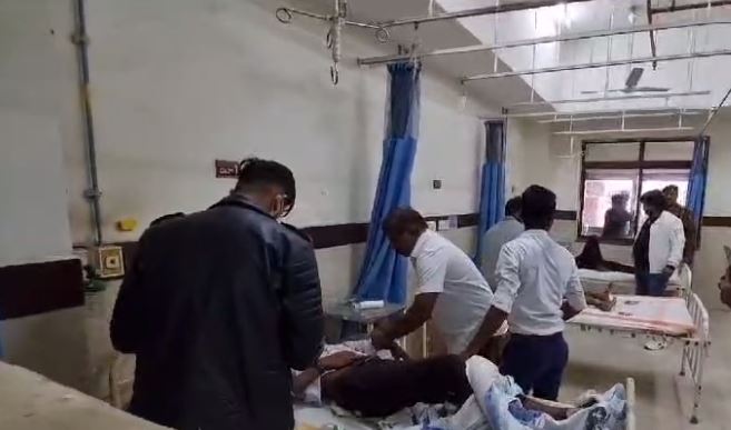 mid day meal kahne se 50 se jyada bachche beemar 