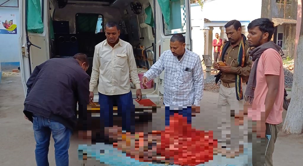 jamui me bete ki chahat me sasural walo ne bahoon ko kiya aag ke hawale 