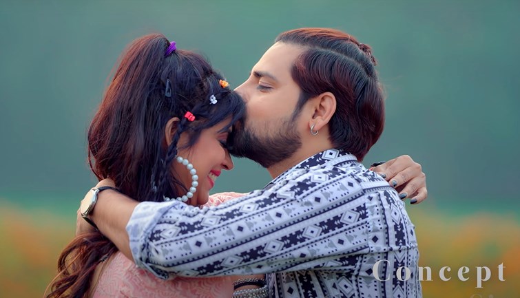 internet par viral hua laddu batle rhi bhojpuri song, gaane se rakesh mishra ne machaya dhamal 