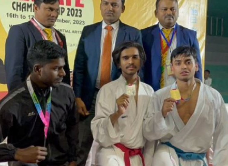 When Prince of Darbhanga won gold in Banaras, he received congratulations from all sides.