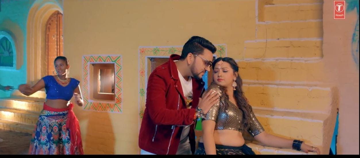 bhojpuri song penhi ke nach ghunghroo viral, gunjan singh ne shilpi raj sang machaya dhamal