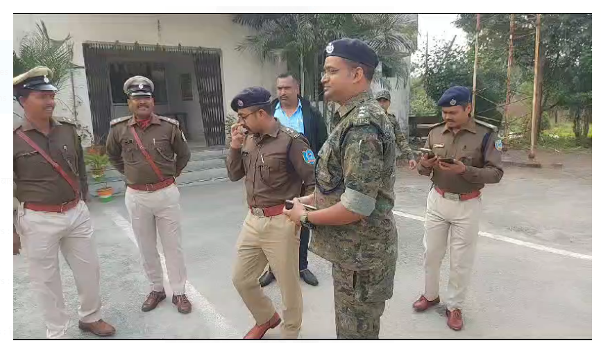 jamshedpur  mai 14.50 lakh rupye se bhara baksa gayab 