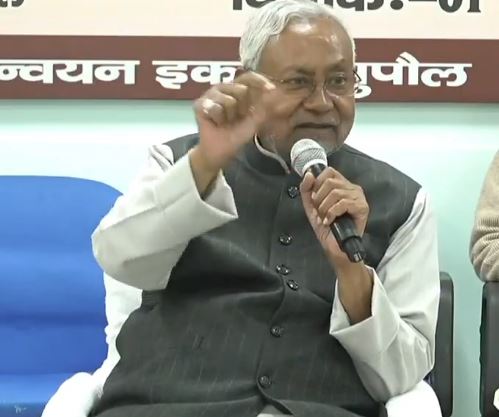 cm nitish said to jeevika didi.give the information of teachers who do not teach to dm