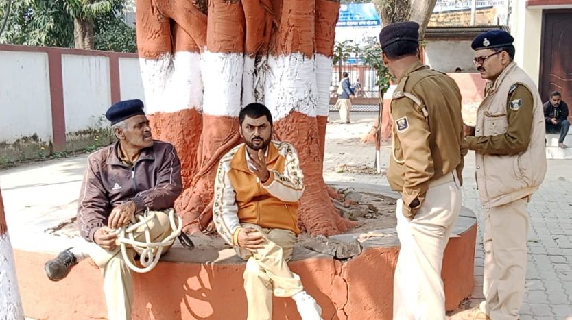 nashe me jhooma bank clerk 