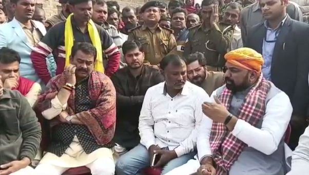 begusarai me garje samrat 