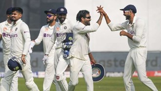 india defeated australia in the delhi test on the third day itself.