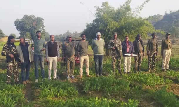 police ne cheda  nashe ke khilaf abhiyan 