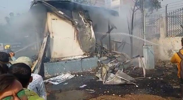 air polution control room me dhamaka 