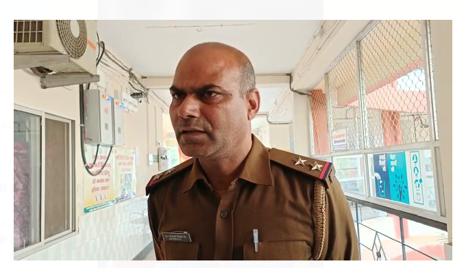 aapsi vivaad mai chali goli 