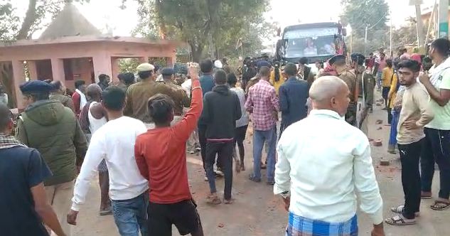 nalanda me murti visarjan me bawal 