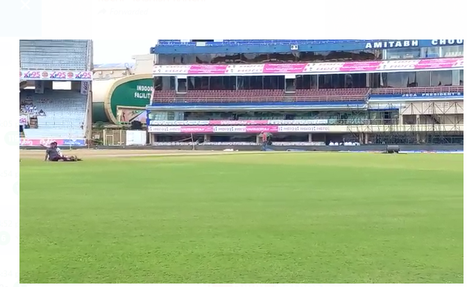 cricket match ko lekar khiladi kar rahe abhyas 