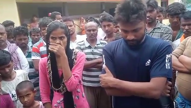 mahapanchayat ka anokha faisla pahle karai premi jode ki shadi fir nikaal kiya bahar