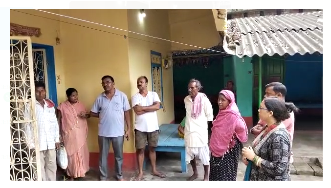 choron ne band ghar ko banaya nishana