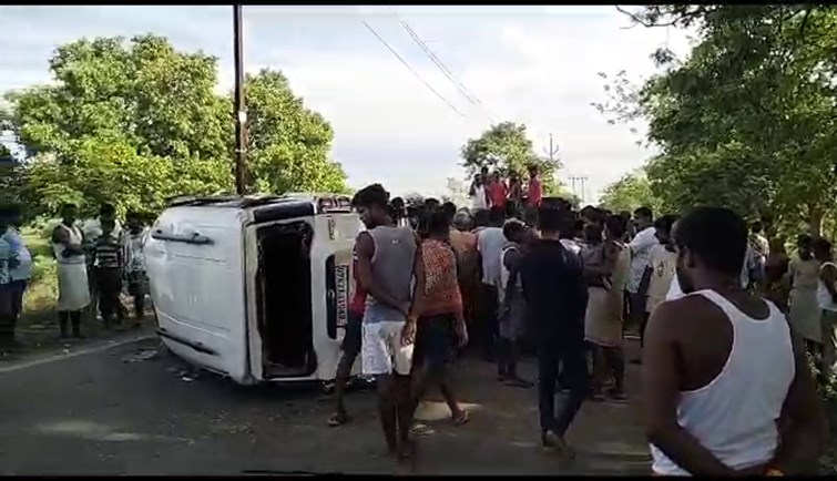 malmas mela jane ke dauran beti aur saas ke saath yovak ki maut
