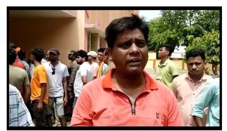 bokaro mai ek shikchhak per laga gambhir aarop