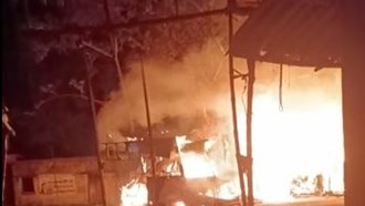 More than 50 shops burnt to ashes in Sitamarhi.