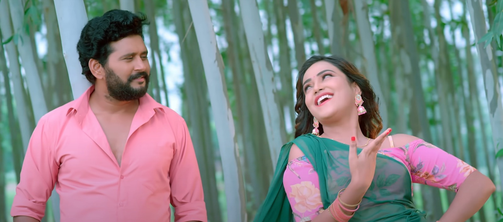 LAKHO ME EK HAMAR BHAIYA FILM KA TRAILER OUT