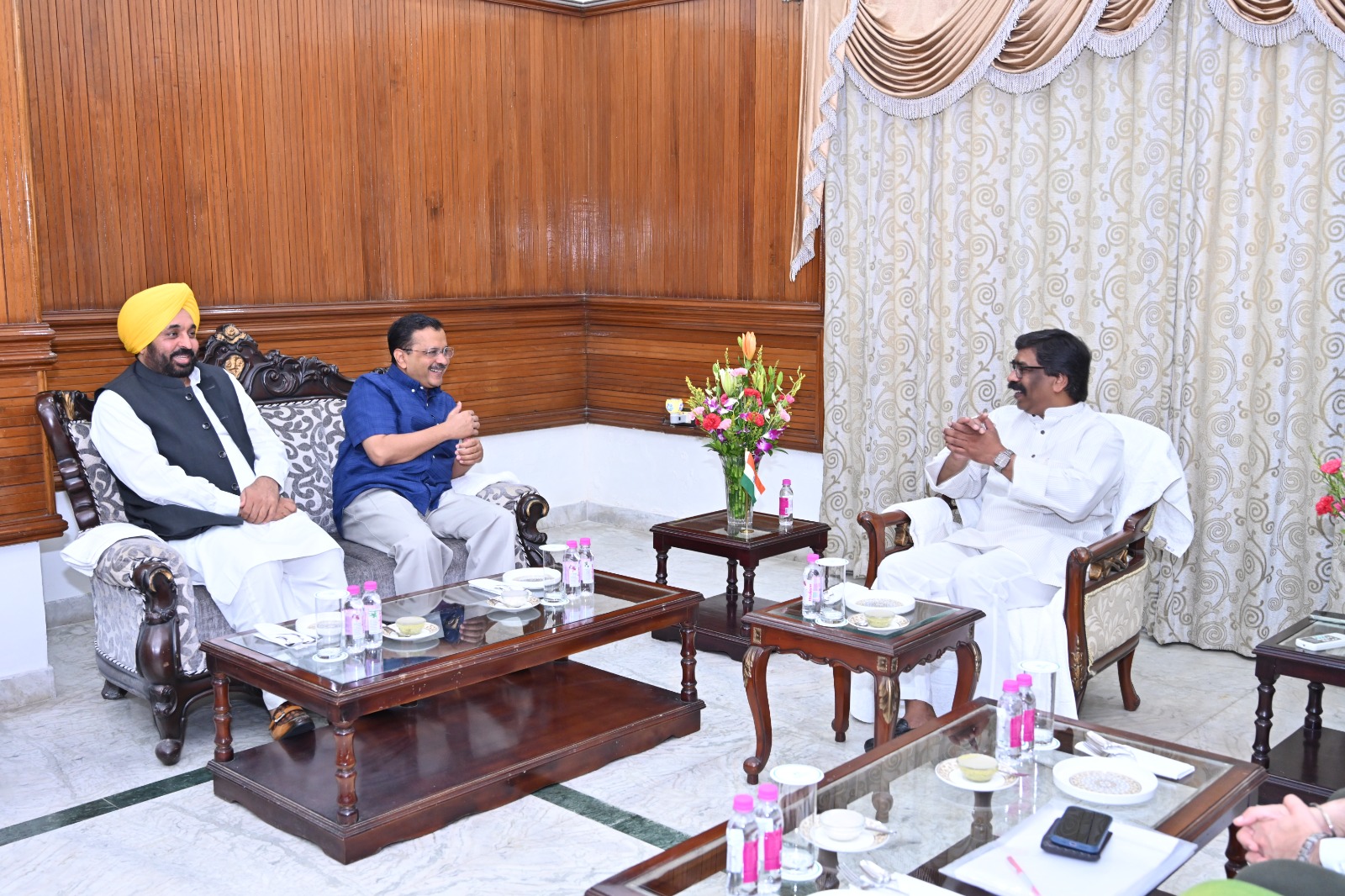 UPDATE CM Arvind Kejriwal, Hemant Soren and Bhagwant Mann strongly attack Modi government
