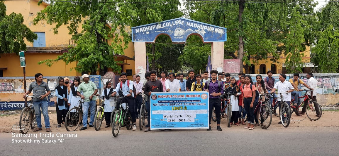 Madhupur College celebrated World Cycle Day