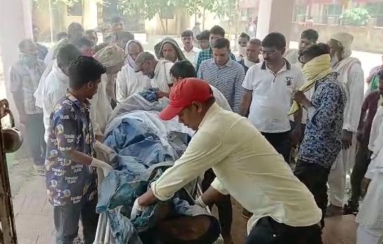The post-mortem of the Naxalite with prize money was done by a three-member team of doctors under the supervision of a magistrate in Sadar Hospital.