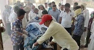 The post-mortem of the Naxalite with prize money was done by a three-member team of doctors under the supervision of a magistrate in Sadar Hospital.
