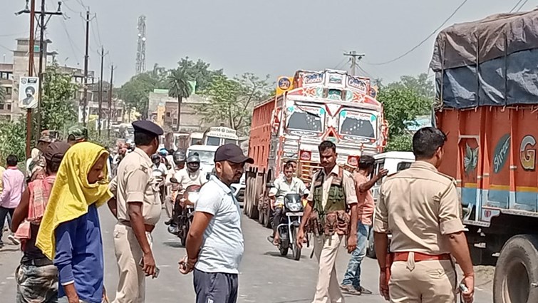 Students of Jharkhand took to the streets for the second day as well