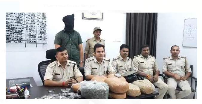 ganja taskari ke virudh karrawai 